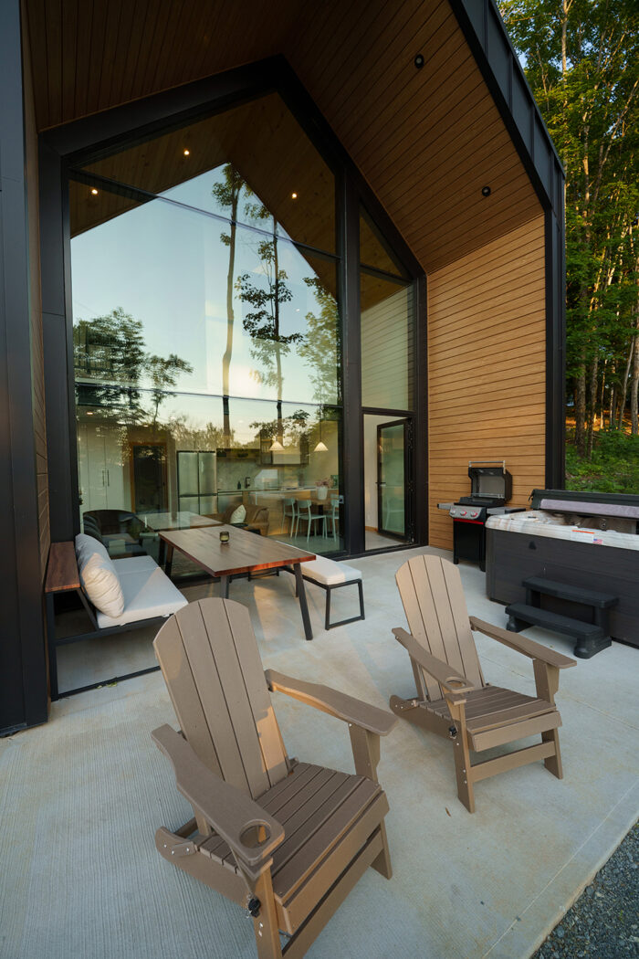 Extérieur privé avec spa du chalet Scandi