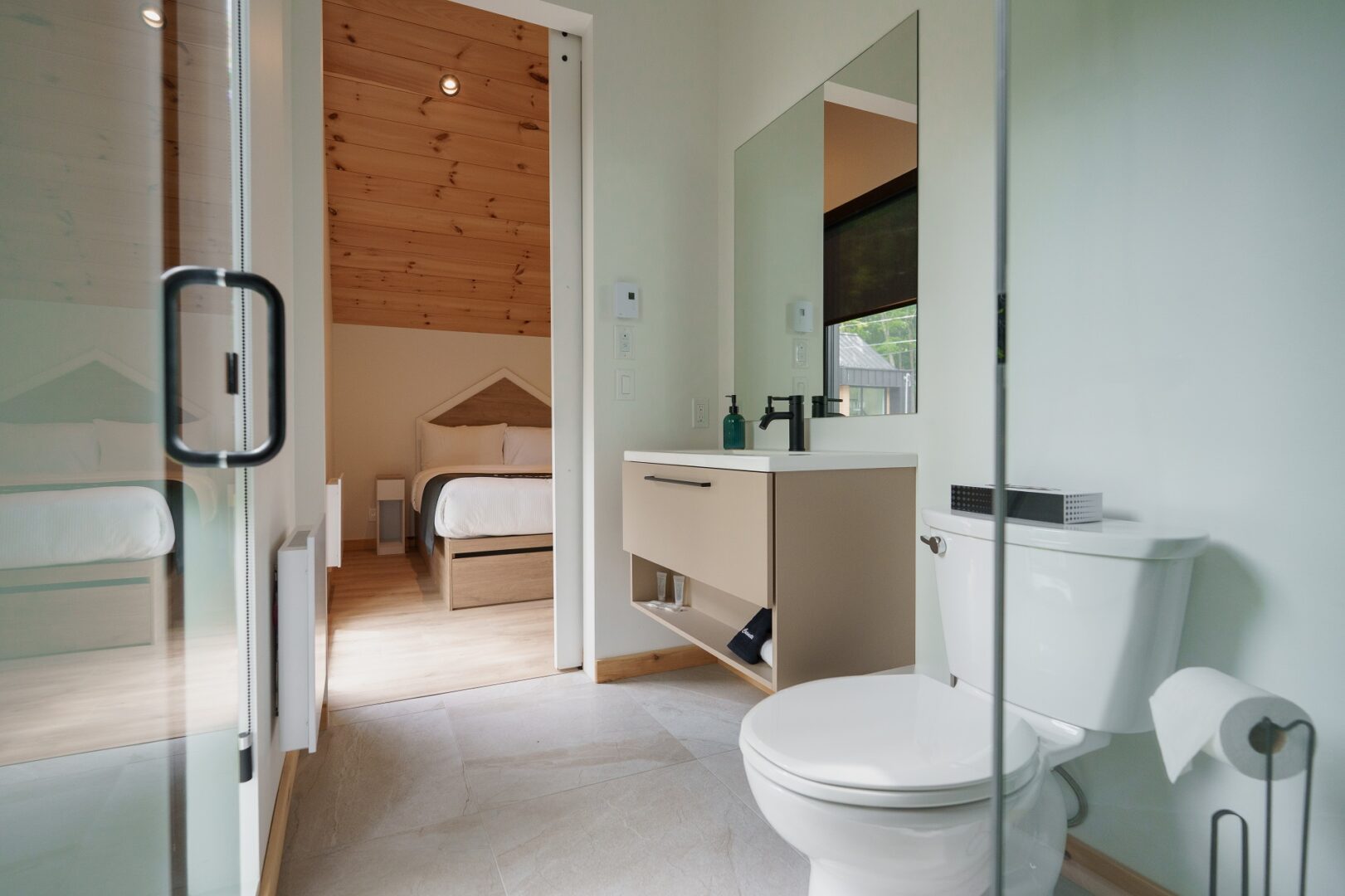 Une salle de bain pour chaque chambre